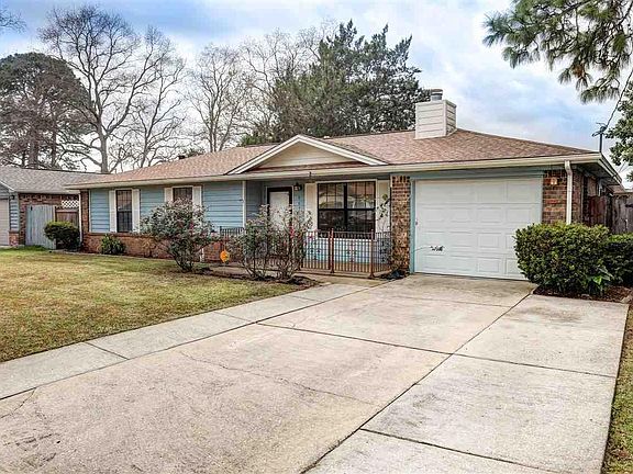2nd image of 865 Amberwood Dr
