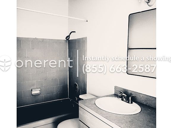 4th image of 1008 W Huntington Dr APT 21