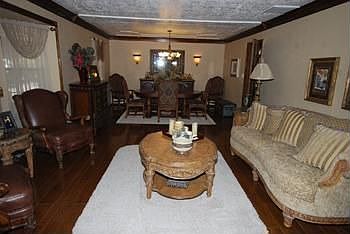 4th image of 8700 Camino Del Sol NE