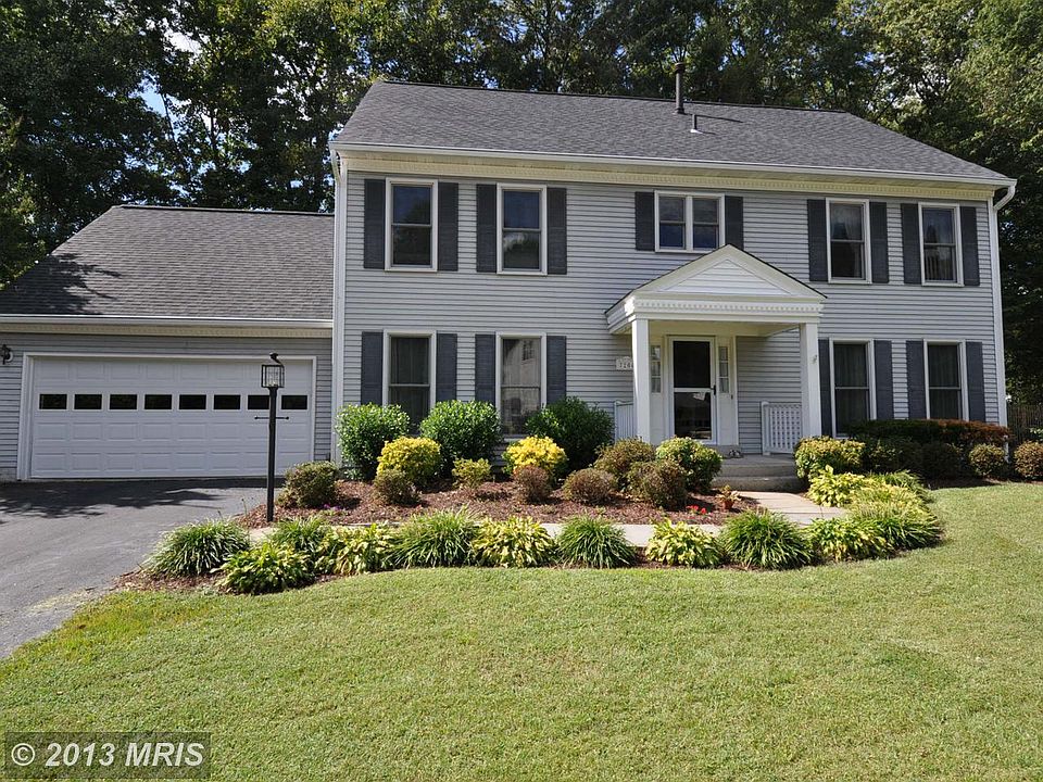 1st image of 7204 Dogue Forest Ct