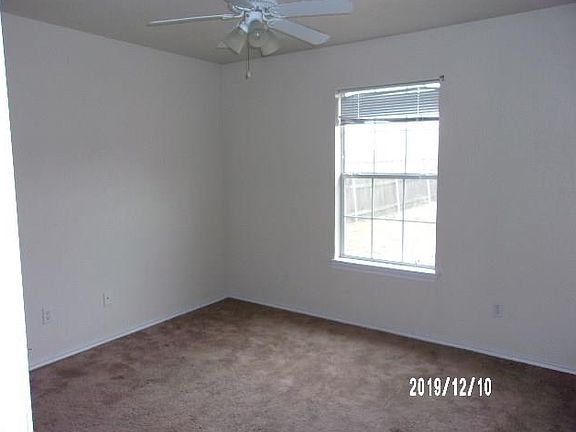 4th image of 1716 Fred St