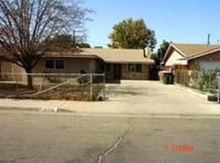10716 Waco Ave, Lamont, CA 93241