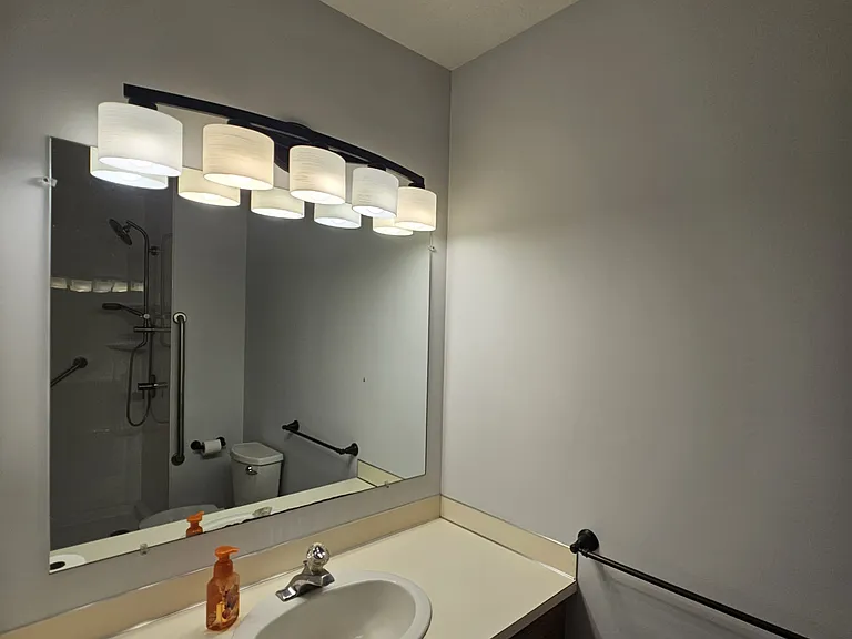 5208 Ascot Cir — Photo 11