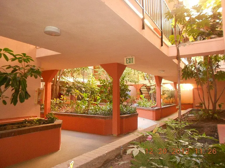 1171 Allen Ave #204 — Photo 25