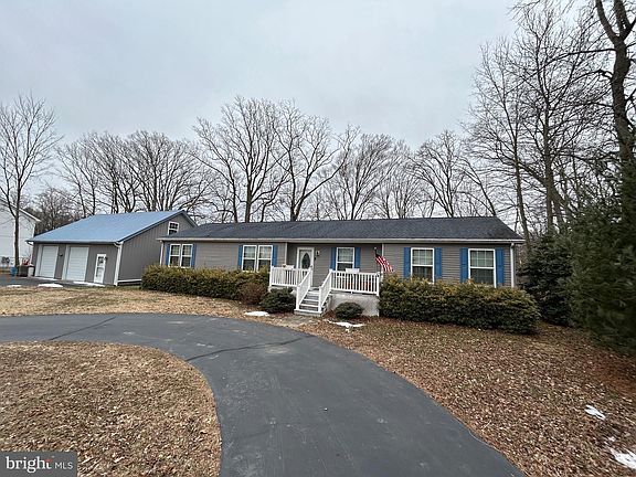 4th image of 31729 W Edge Rd