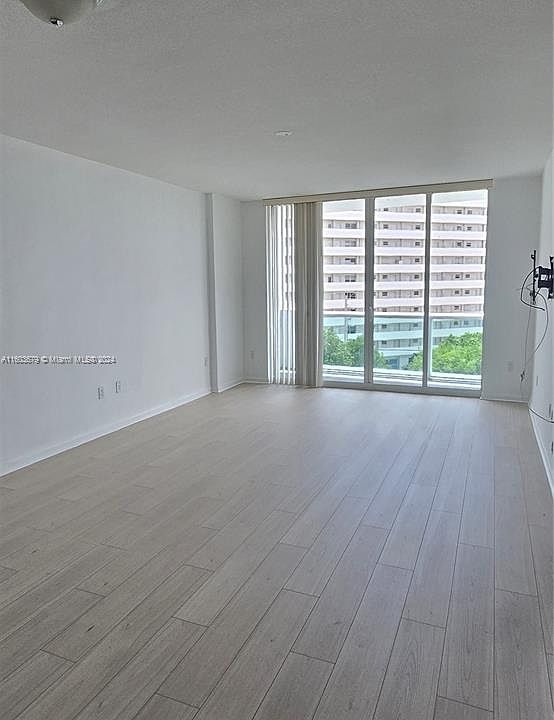 1st image of 7900 Harbor Island Dr APT 522