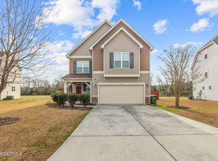 419 Bald Cypress Ln, Sneads Ferry, NC 28460