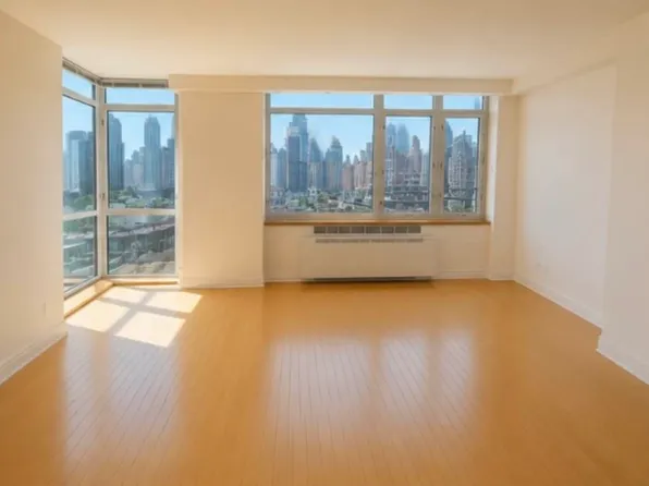 1760 Second Avenue image 1 of 5