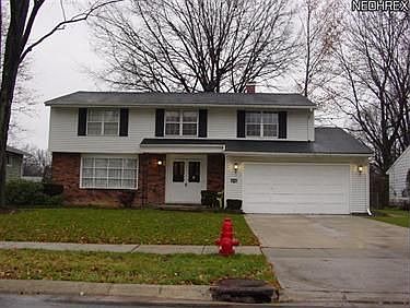 3rd image of 394 Wallace Dr