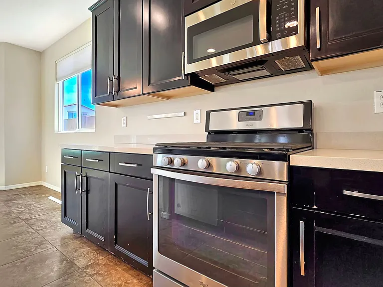 20737 W Valley View Dr — Photo 16