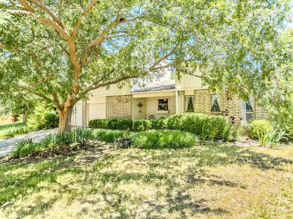 829 Douglas Dr, Norman, OK 73069
