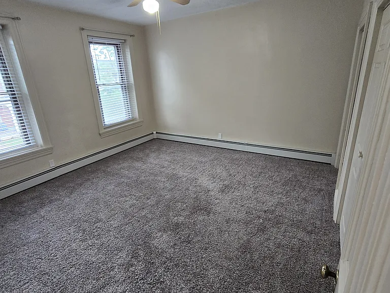 340 Main St #B — Photo 10