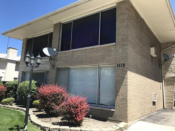 2nd image of 1115 N Harlem Ave Rear 1B