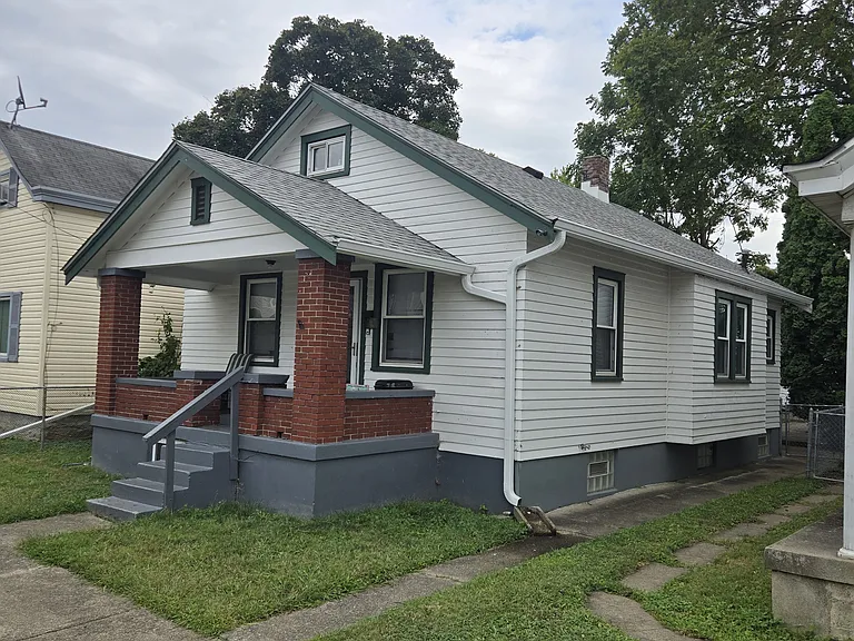 1661 Ray Combs Ave — Photo 2