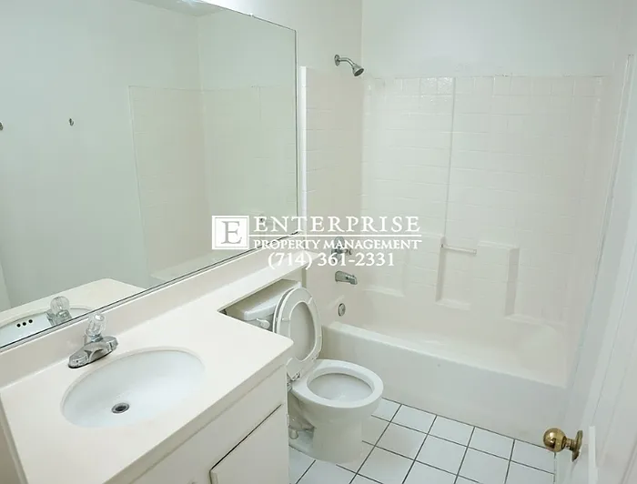 77 Carriage Dr — Photo 12