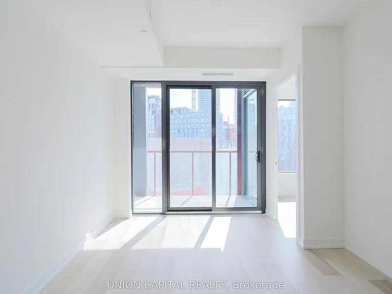 28 Eastern Ave #520 — Photo 11
