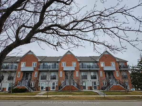 4620 Guildwood Way #15, Mississauga, ON L5R 4H4