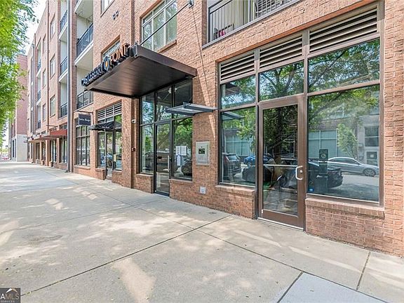 3rd image of 333 Nelson St SW Unit 411
