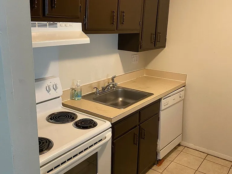 169 Spring St #171 — Photo 8
