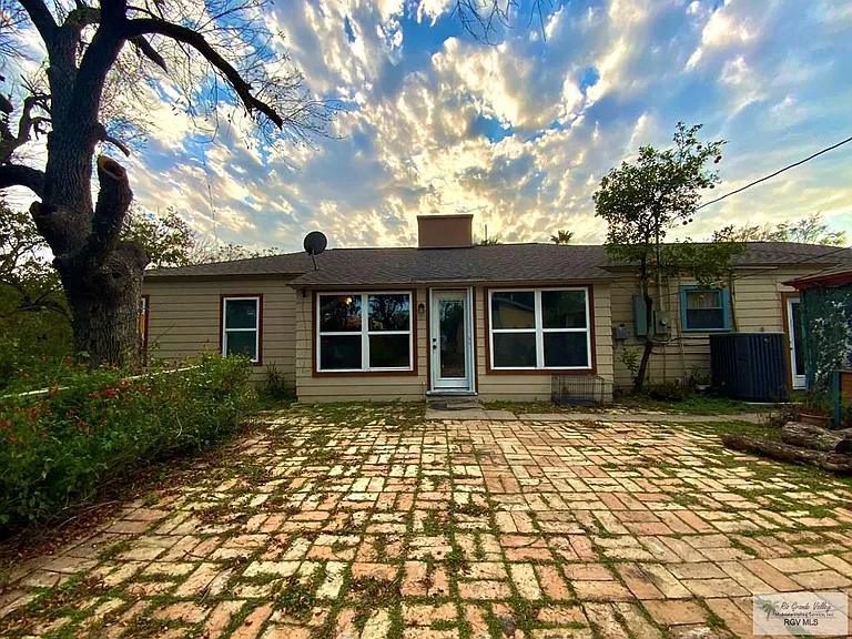 205 Ebony Ave #GUEST COTTAGE — Photo 20