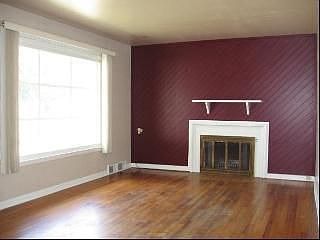 2nd image of 5007 W Hoffman Pl