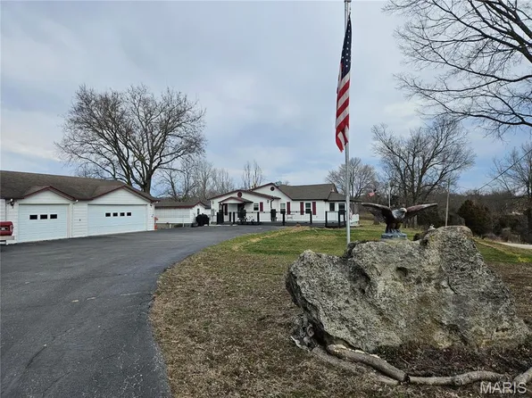 22625 Redwood Rd, Richland, MO 65556