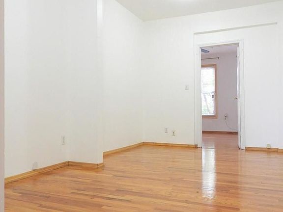 4th image of 182A Eckford St #3