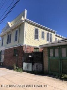 58-60 Grove Ave, Staten Island, NY, 10302