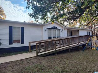 172 Whipperwill Ln, Sylacauga, AL 35150