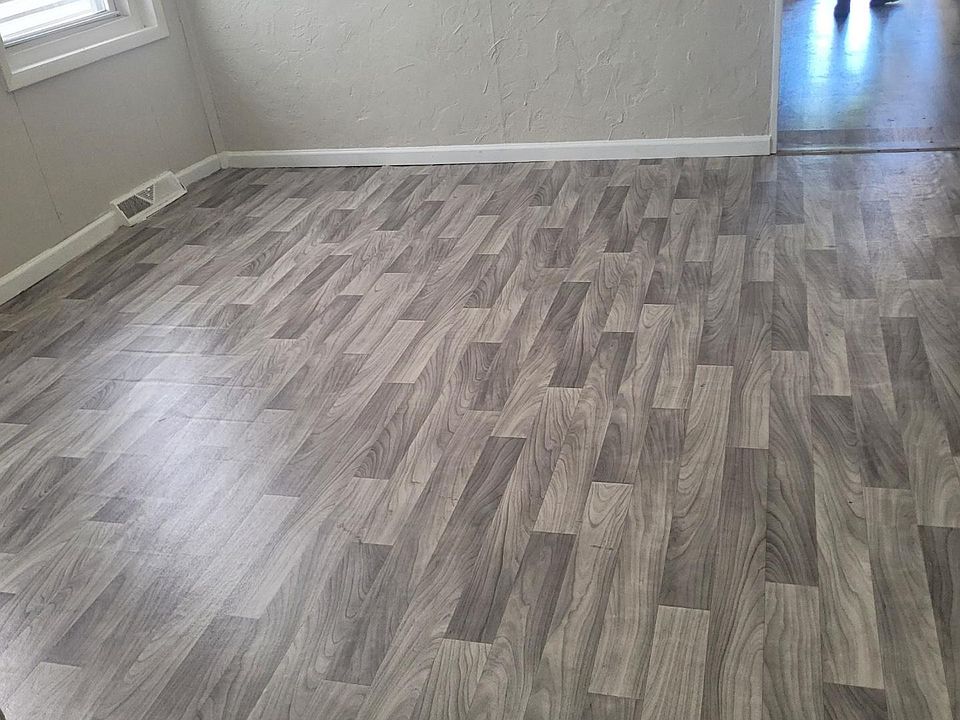 2nd image of 75 Main St #1