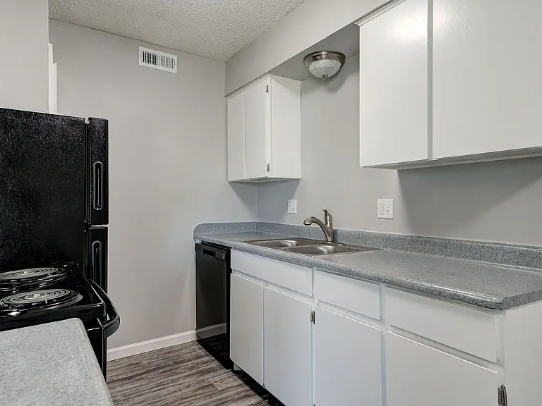 4028 S Douglas Ave #244 — Photo 7
