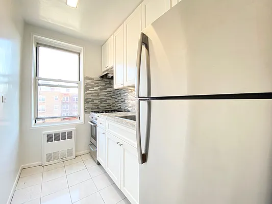 Rented by Keller Williams NYC | media 17