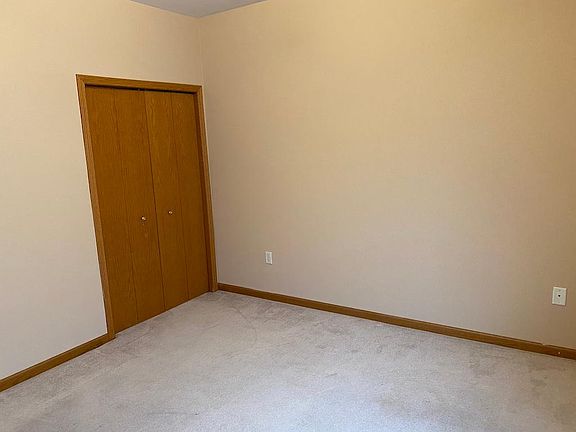 5th image of 8301 Mansion Hill Ave #4A