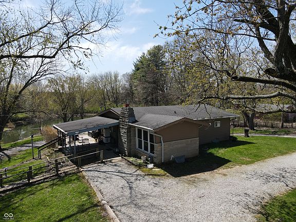 3rd image of 3311 Stella St