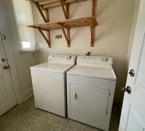 4th image of 211 Belmont Ave APT A
