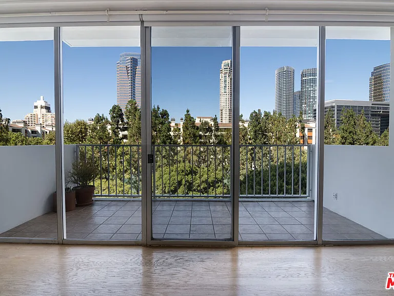2170 Century Park E #708 — Photo 2