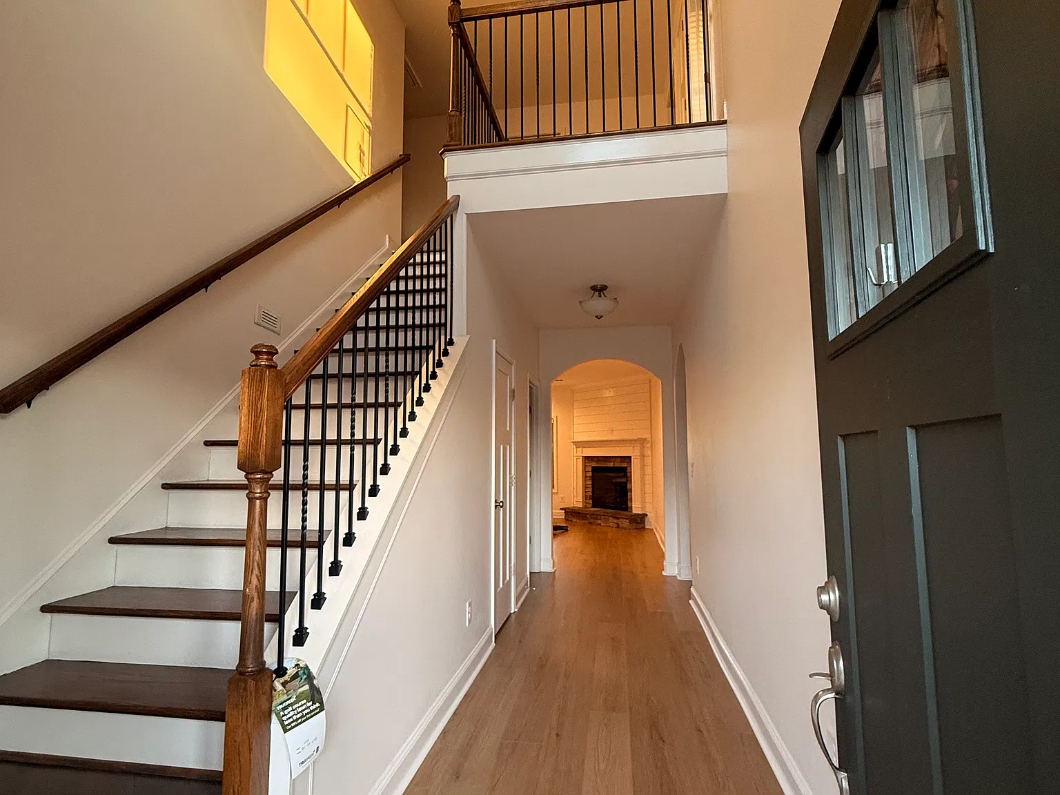 5 bed, 2676 sqft, $3,550 — Photo 3