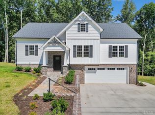 5416 Boonsboro Rd, Lynchburg, VA 24503