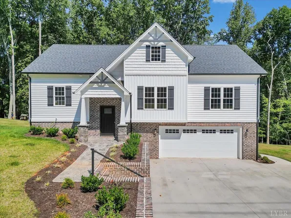 5416 Boonsboro Rd, Lynchburg, VA 24503