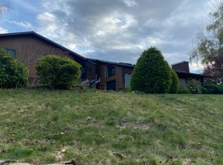 10 Spruce St, Larksville, PA 18704