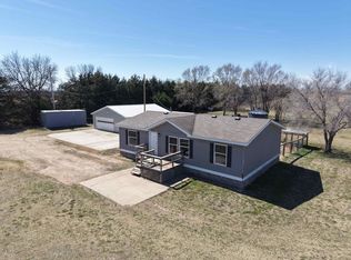 709 N 190th Rd, Bennington, KS 67422