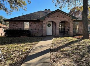 13114 Green Valley Dr, Balch Springs, TX 75180