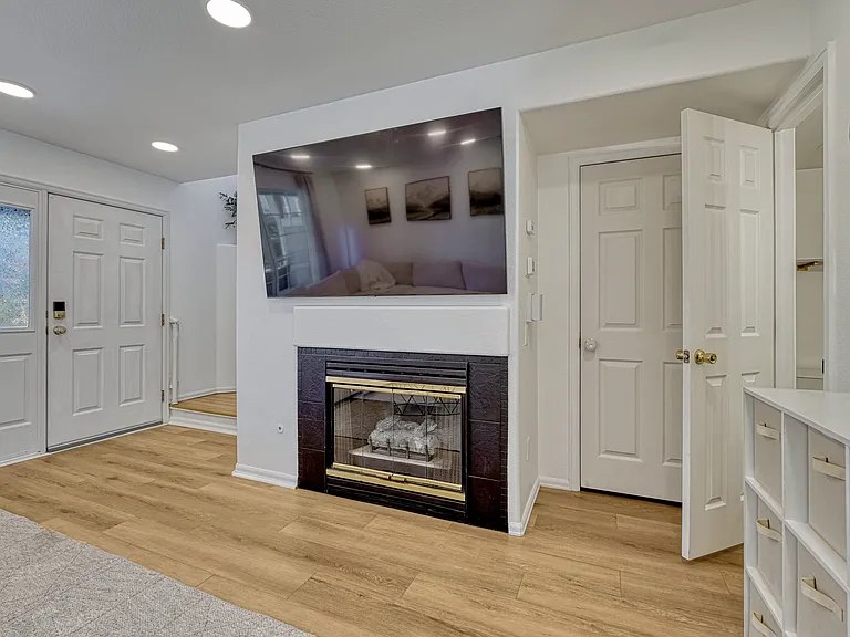 1337 S Danube Ct #103 — Photo 21