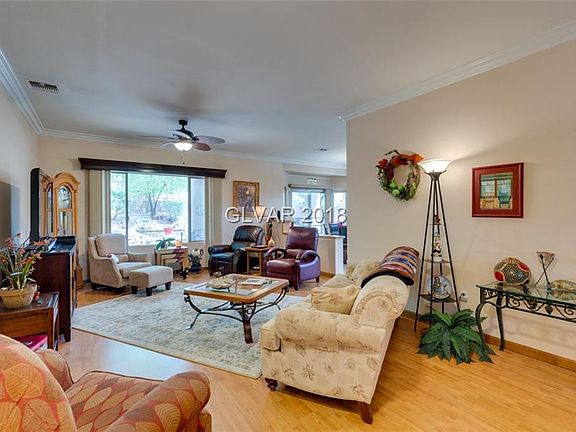 3rd image of 604 Mountain Links Dr
