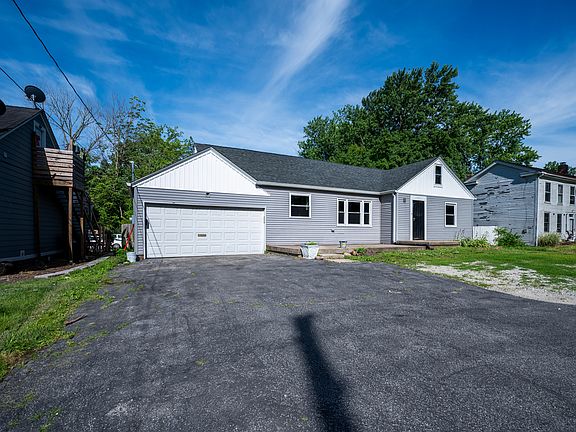 3rd image of 6356 N Michigan Rd