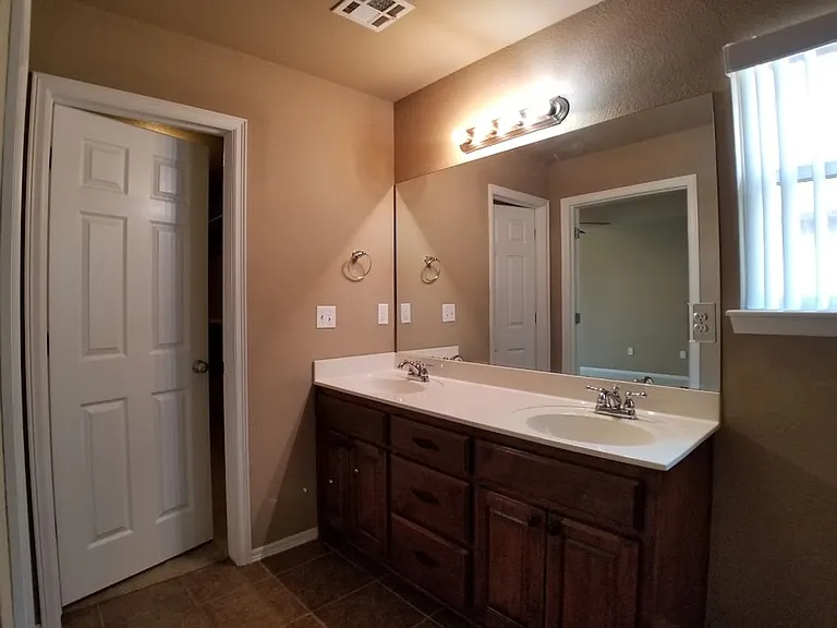 3905 W 110th Pl S — Photo 33