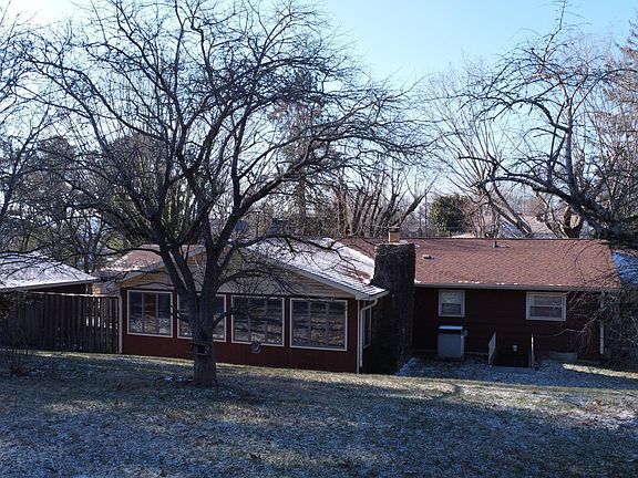 3rd image of 606 5th Ave
