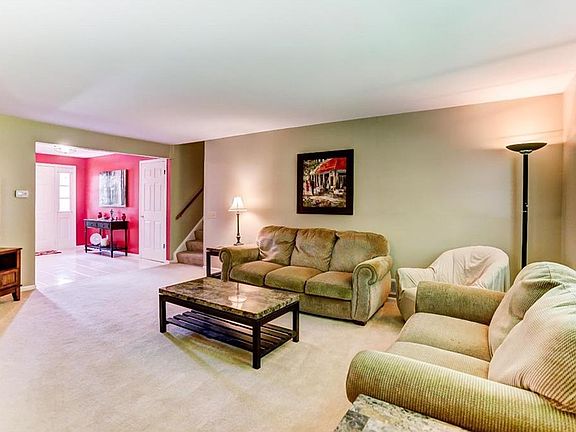 5th image of 6320 Millbank Dr