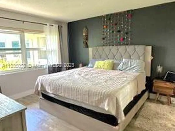 1100 SW 12th St APT 300, Fort Lauderdale, FL 33315