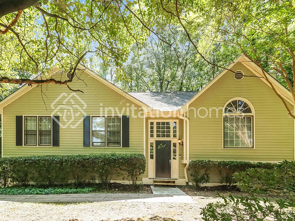 2 Indian Lake Ct